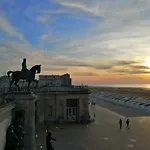 Large 800m From The 90 Square Meters * Οστένδη
