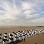 Large 800m From The 90 Square Meters * 奥斯滕德