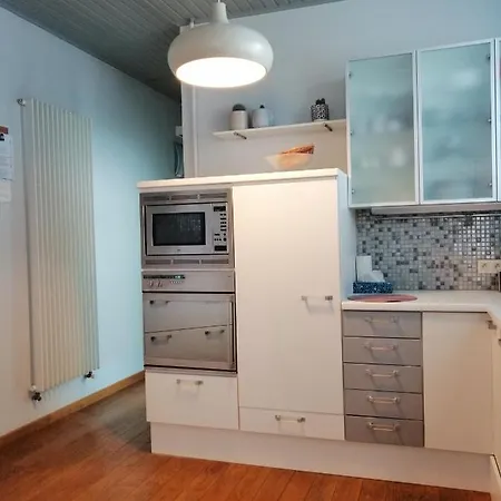 Large 800m From The 90 Square Meters Appartement Ostende
