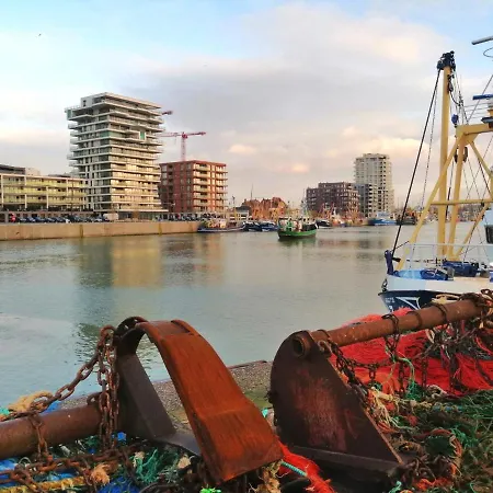 Large 800m From The 90 Square Meters Ostende