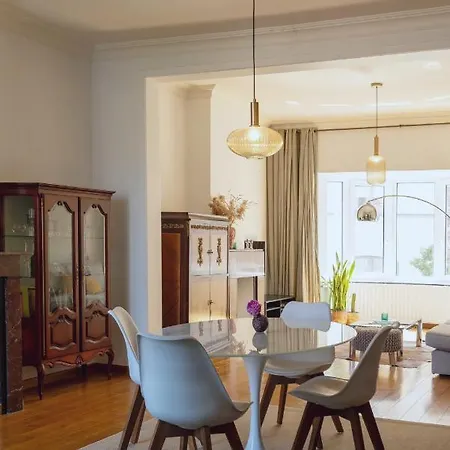 Large 800m From The 90 Square Meters Apartment Ostende