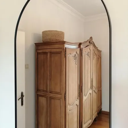 Διαμέρισμα Large 800m From The 90 Square Meters